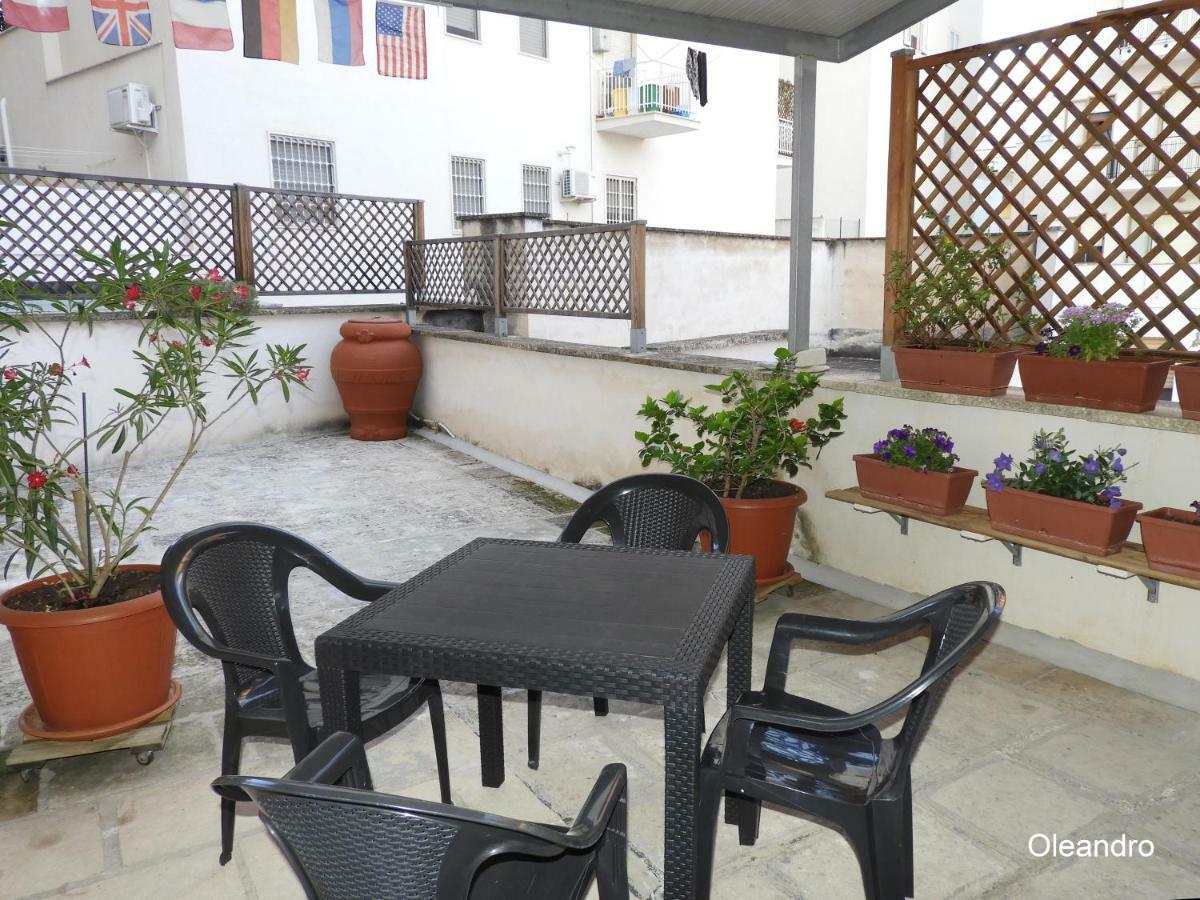 Appartement Oleandro E Glicine à Lecce Extérieur photo