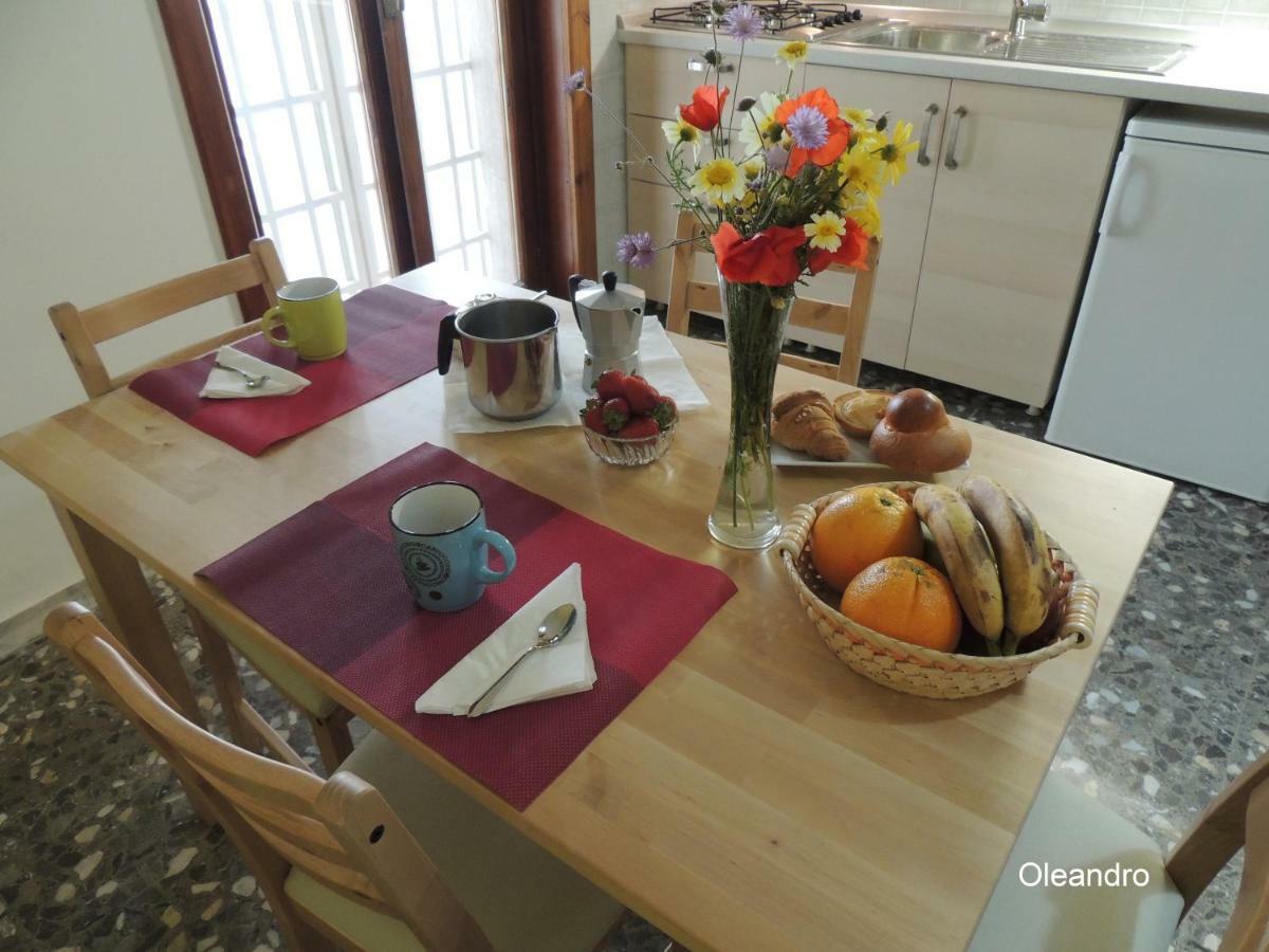 Appartement Oleandro E Glicine à Lecce Extérieur photo
