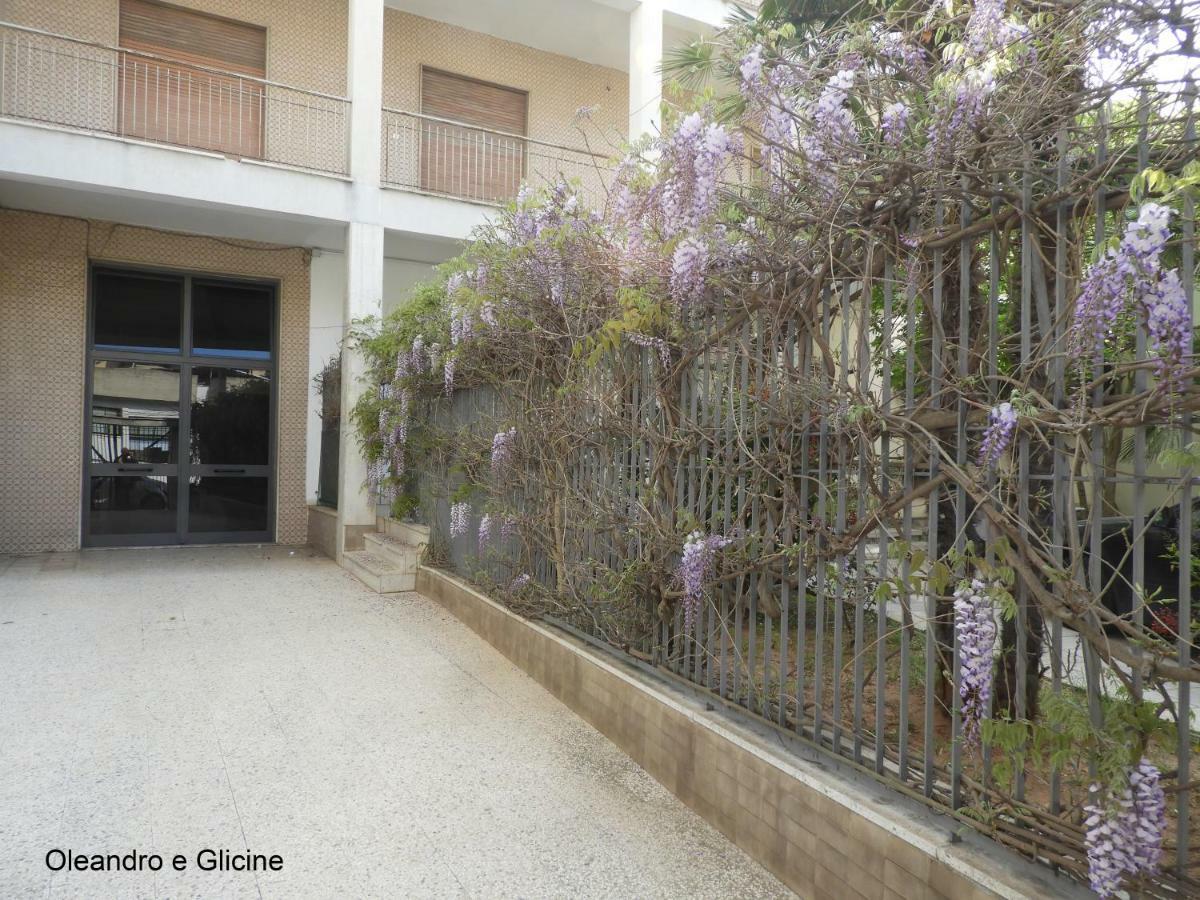 Appartement Oleandro E Glicine à Lecce Extérieur photo