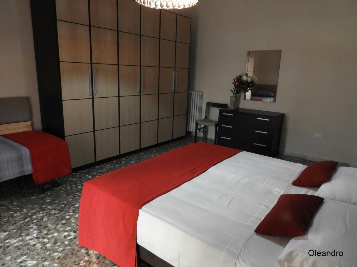 Appartement Oleandro E Glicine à Lecce Extérieur photo
